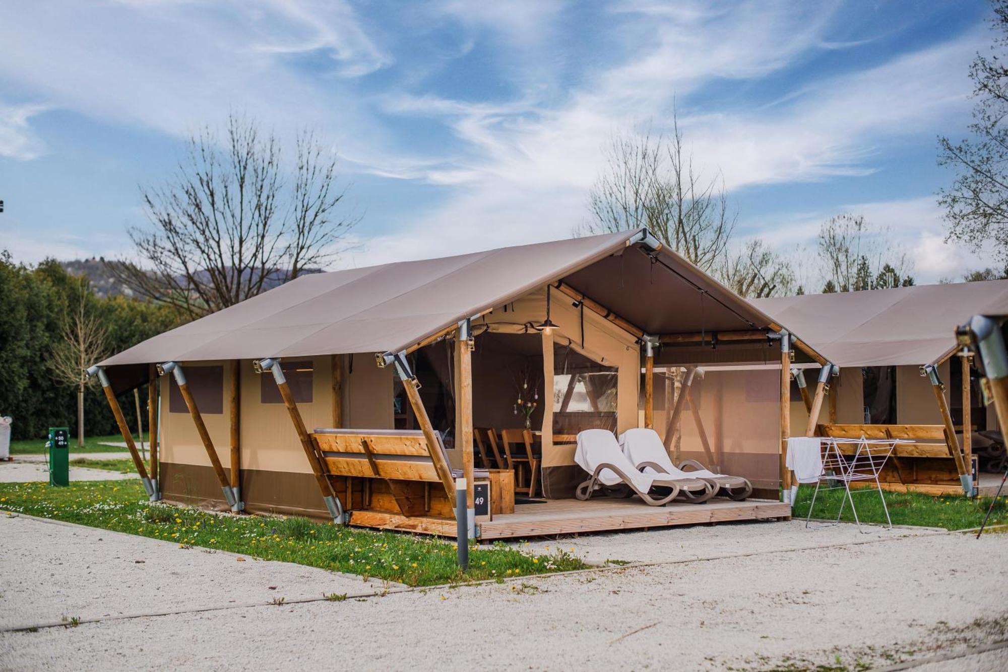 Glamping Tents In Tuhelj With Thermal Riviera Tickets Tuheljske Toplice Bagian luar foto